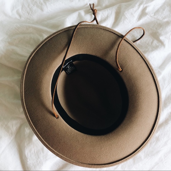 SOLD•Tan Brixton Flat Brimmed Hat - Picture 5 of 5